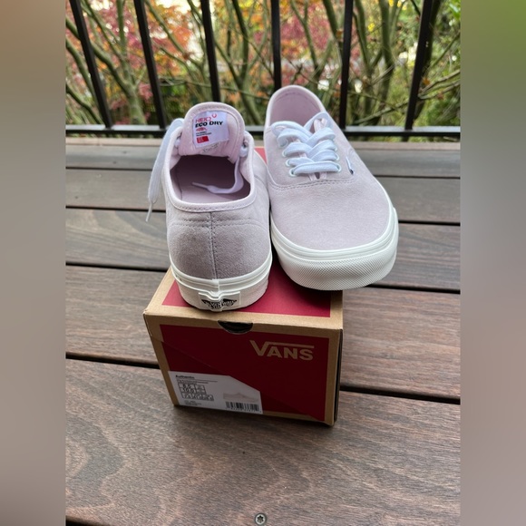 New Eco Vans Shoes - Picture 1 of 3